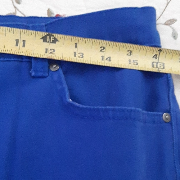 Gloria Vanderbilt Women's Size 10 High Rise Blue Denim Jeans - Picture 9 of 10